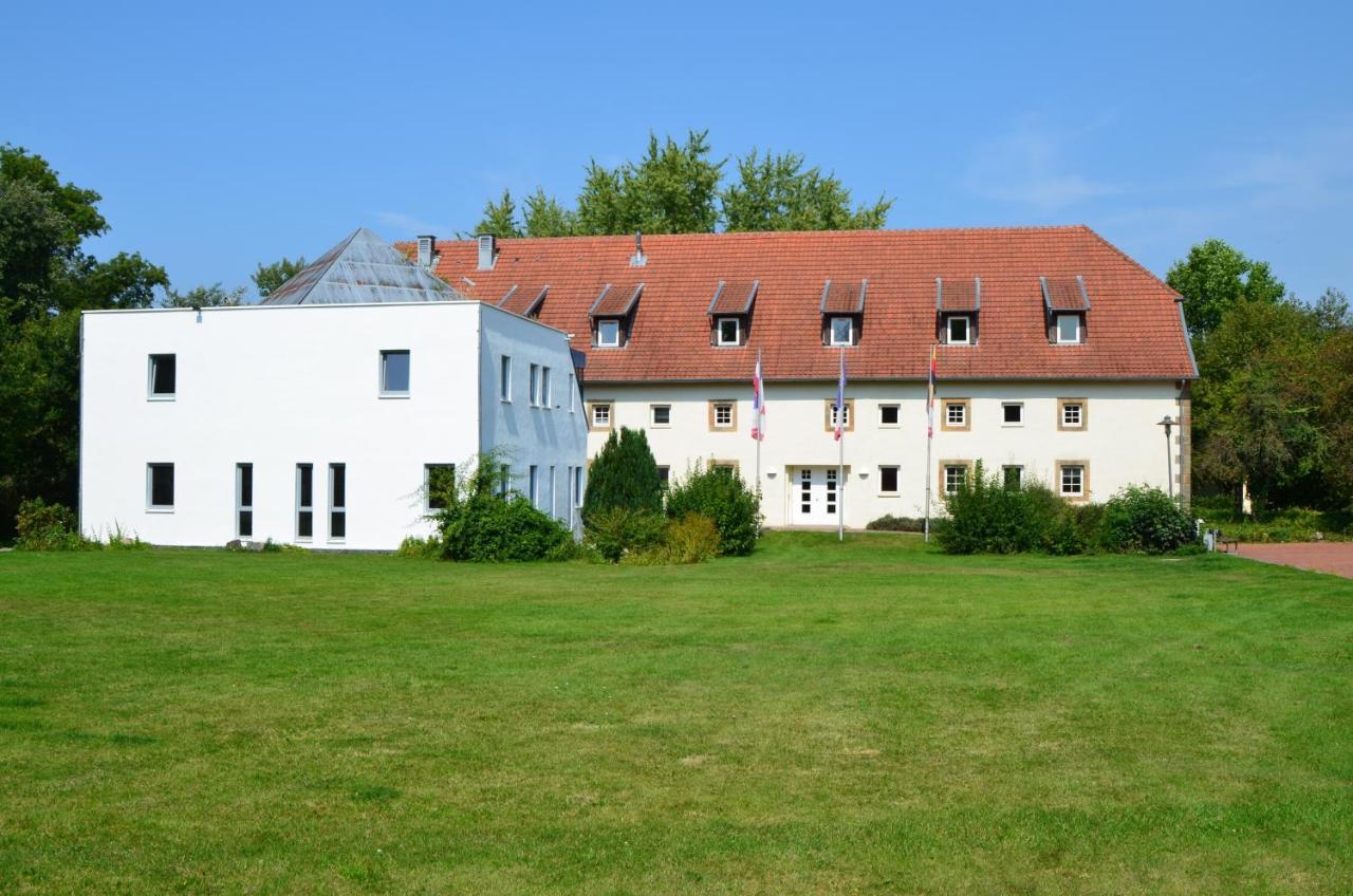 Wohlfuehlhotel Im Schlosspark - Self Checkin Willebadessen Buitenkant foto