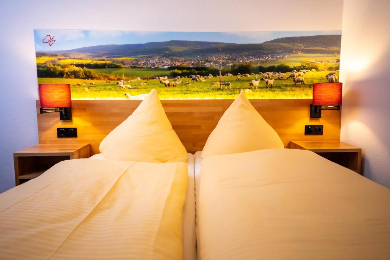Wohlfuehlhotel Im Schlosspark - Self Checkin Willebadessen Buitenkant foto